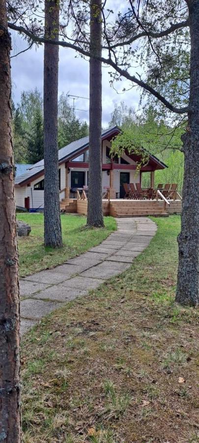 Cottage Kesaeranta Kumia Buitenkant foto